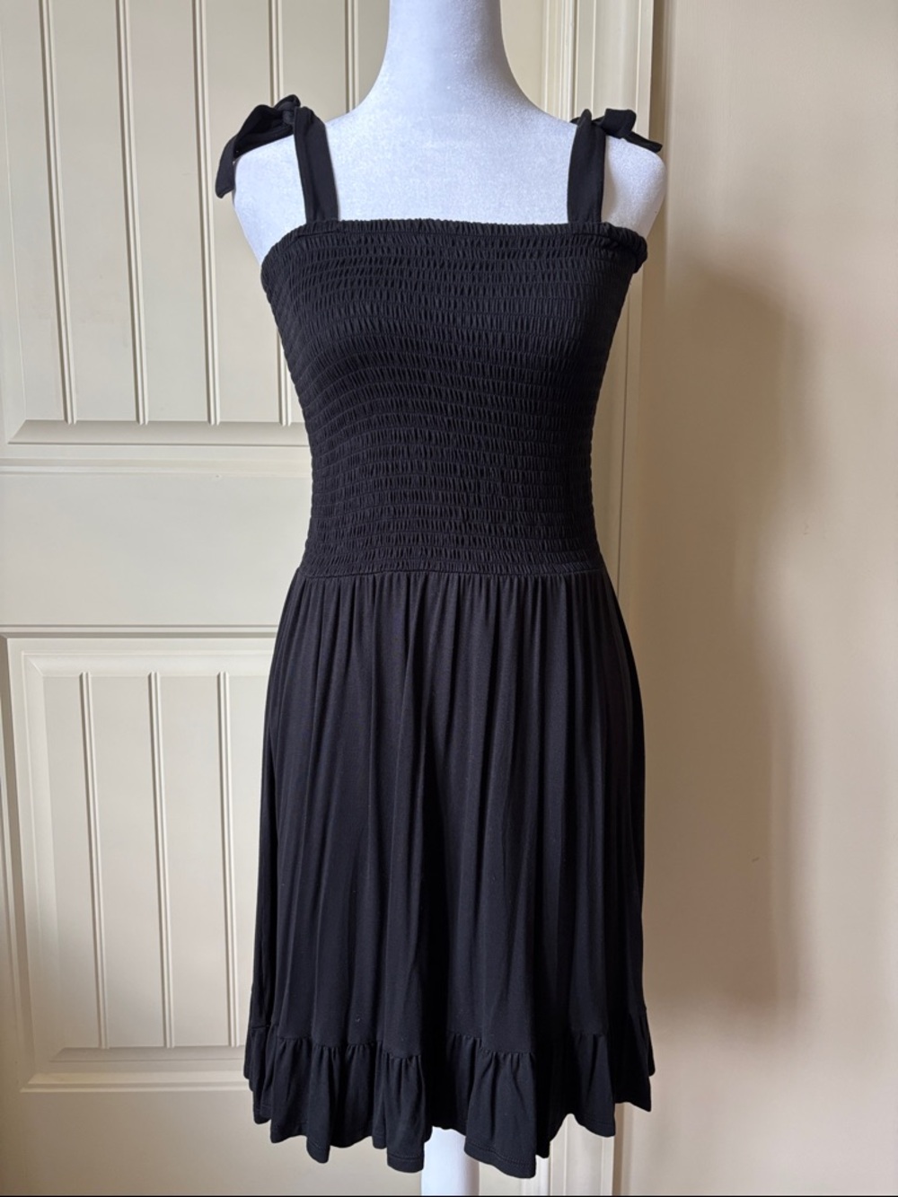 Cabana by Crown & Ivy Black Knit Smocked Tie-Shoulder Mini Dress - Women's